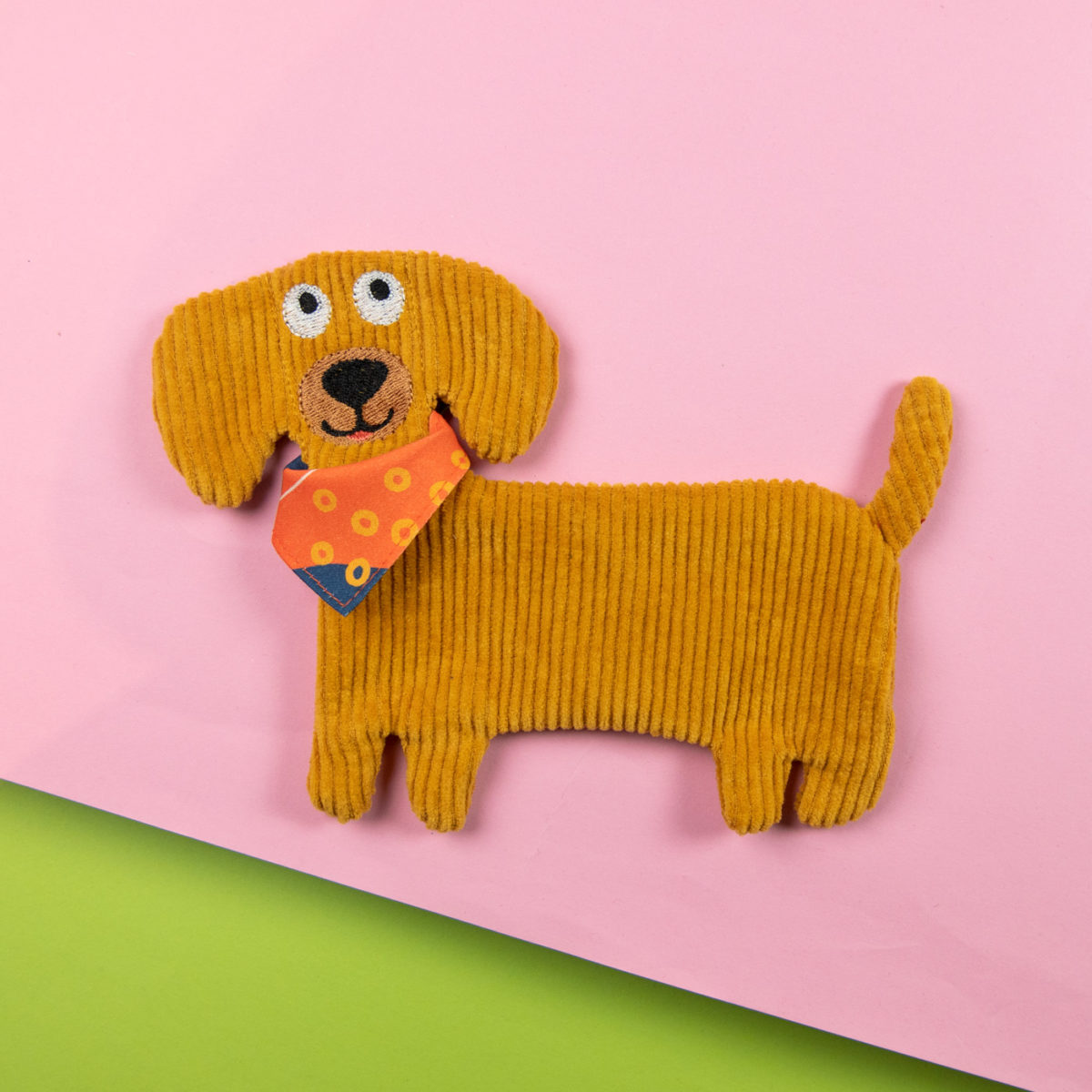 Hand warmer dachshund "Kurt" in yellow